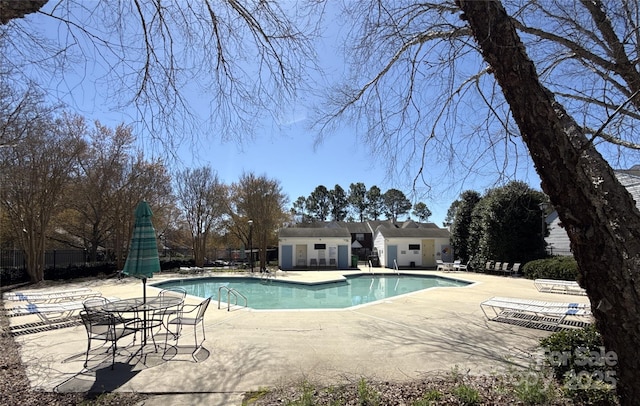 9130 Charminster Ct, Charlotte, NC 28269 - photo 2