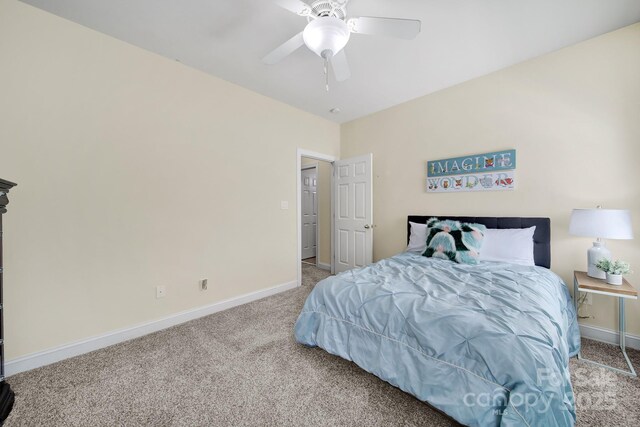 bedroom with carpet floors, baseboards, and a ceiling fan
