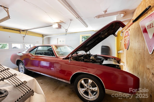36 Brookcliff Dr, Asheville, NC 28804 - garage with a garage door opener