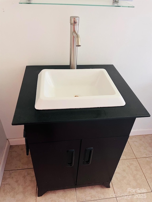 3232 Wilson Heights Dr, Hildebran, NC 28637 - detailed view of baseboards and vanity