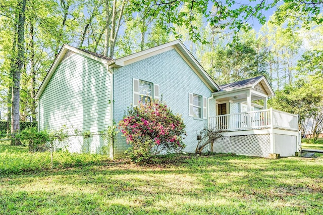 6628 Cool Water Ct, Charlotte, NC 28215 - view of side of property featuring a lawn and brick siding
