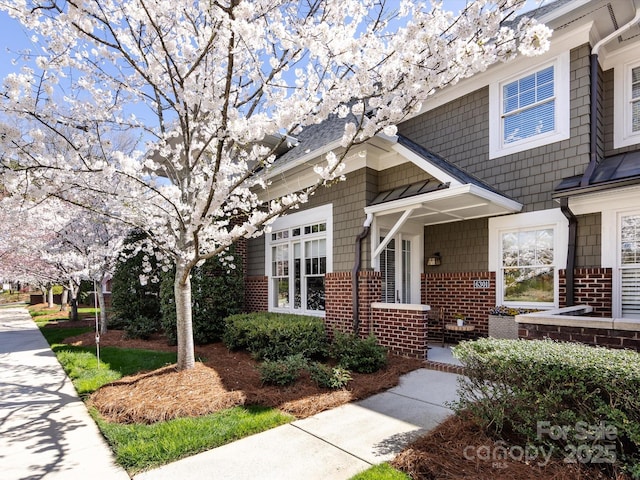 6301 Park Dr S, Charlotte, NC 28210 - view of side of home with brick siding