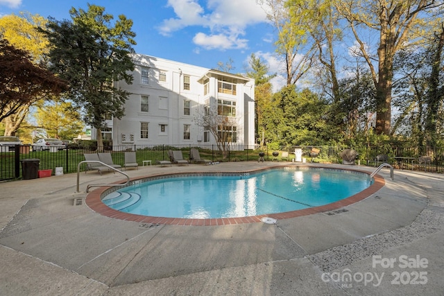 2503 Roswell Ave Unit 208, Charlotte, NC 28209 - community pool with a patio area