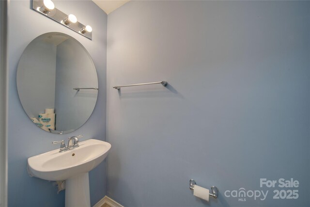 746 Elders Story Rd, Fort Mill, SC 29708 - bathroom featuring a sink
