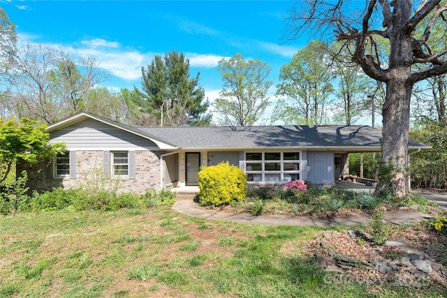 611 Greenway Dr, Statesville, NC 28677 - photo 3
