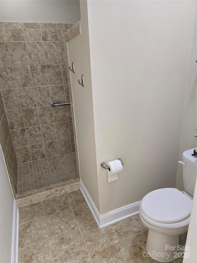 1112 Avalon Pl, Stallings, NC 28104 - full bath featuring toilet, baseboards, and a tile shower
