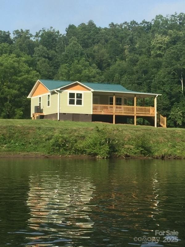 992 Hornet Dr, Whittier, NC 28789 - property view of water with a forest view