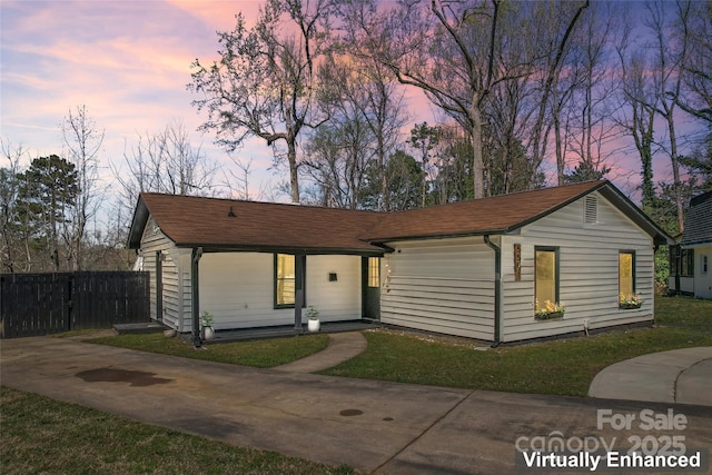 5501 Joyce Dr, Charlotte, NC 28215 - view of front facade featuring a shingled roof
