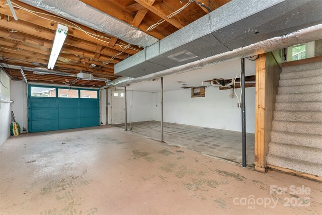 31 Vista Dr, Candler, NC 28715 - view of garage