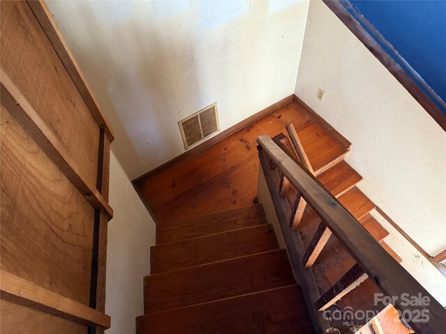 708 Miami Ter, Hendersonville, NC 28791 - photo 20