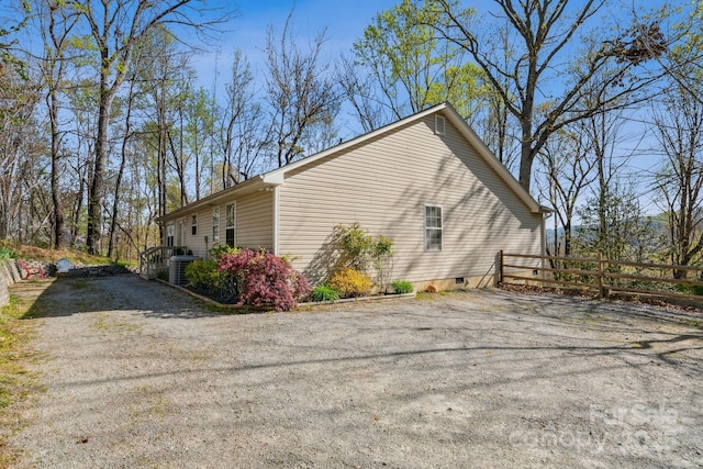 12 Hutchinson Woods Dr, Fletcher, NC 28732 - view of home's exterior with fence