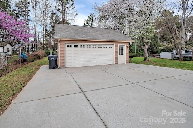 403 Hillcrest Dr, Huntersville, NC 28078 - detached garage featuring fence