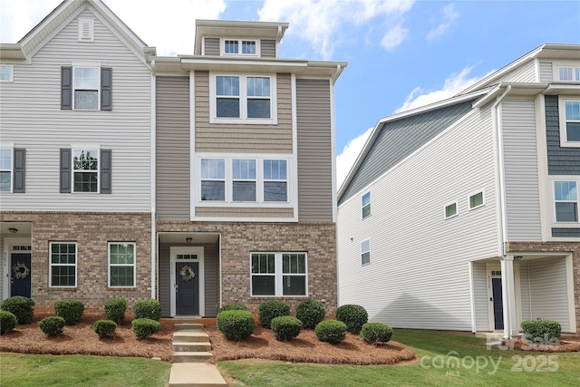 8232 Waxhaw Hwy, Waxhaw, NC 29173 - townhome / multi-family property featuring brick siding