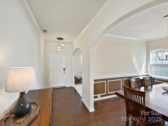 11621 Red Knoll Ln, Pineville, NC 28134 - entryway with arched walkways, crown molding, and wood finished floors