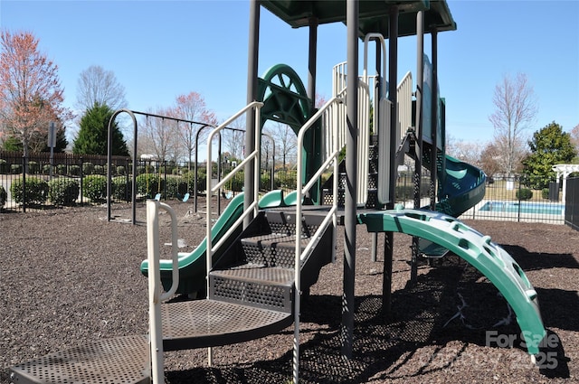 11621 Red Knoll Ln, Pineville, NC 28134 - community play area featuring fence