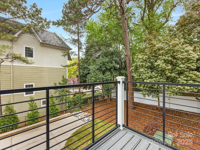 1413 Kenilworth Ave, Charlotte, NC 28203 - view of wooden deck