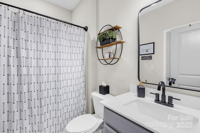 7313 Glenroe Dr, Huntersville, NC 28078 - bathroom with toilet, vanity, and a shower with curtain