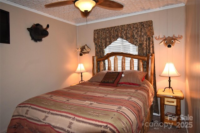 301 Pinnacle Inn Rd Unit 3219, Beech Mountain, NC 28604 - bedroom with an ornate ceiling, ornamental molding, and a ceiling fan