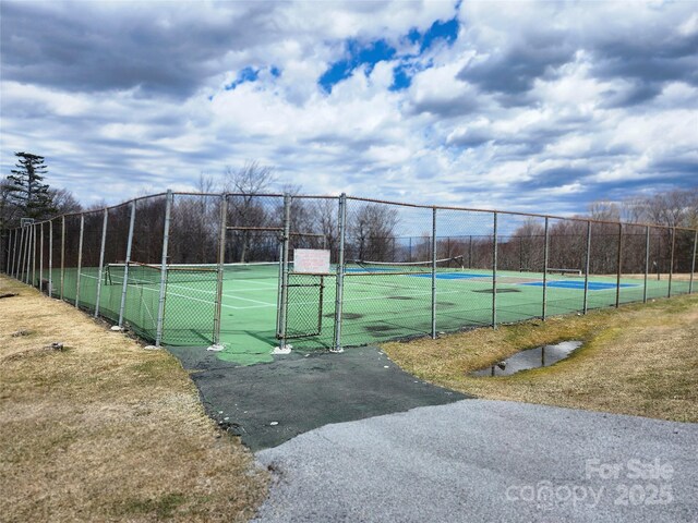 301 Pinnacle Inn Rd Unit 3219, Beech Mountain, NC 28604 - view of tennis court