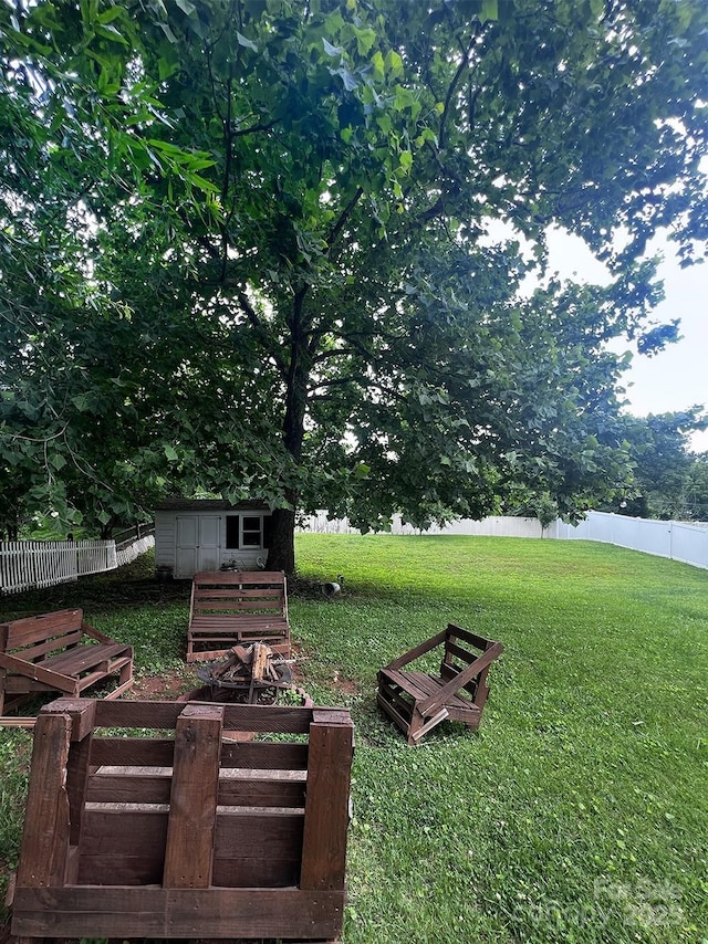 443 Silversmith Ln, Charlotte, NC 28270 - view of yard featuring a vegetable garden