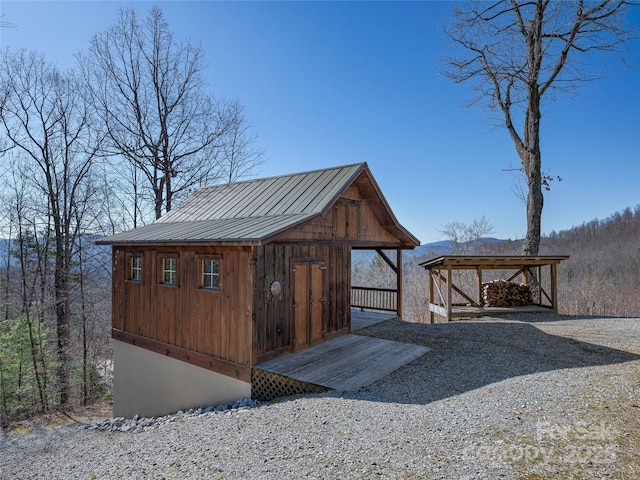 288 Hawks Point Dr, Zirconia, NC 28790 - view of outdoor structure featuring gravel driveway and an outbuilding