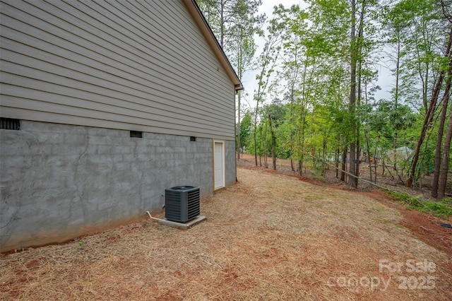 371 Amber Oaks Dr, Rutherfordton, NC 28139 - view of yard with central AC unit
