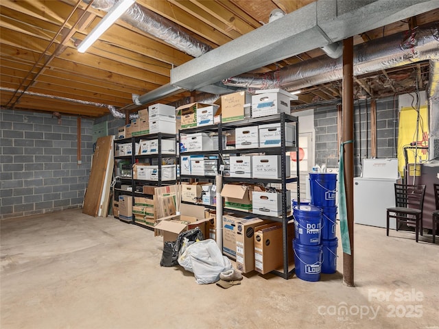 storage featuring washer / clothes dryer