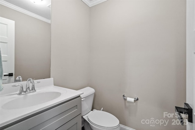 10270 Lakeshore Dr, Lancaster, SC 29720 - bathroom with crown molding, toilet, and vanity