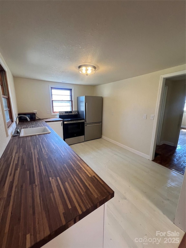 61 W Woodlawn St, Marion, NC 28752 - photo 4