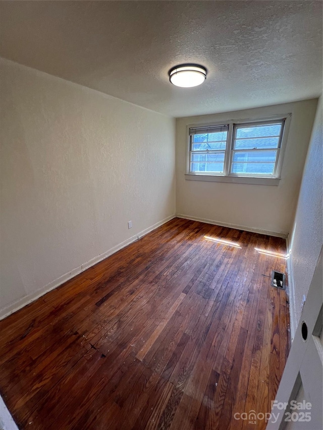 61 W Woodlawn St, Marion, NC 28752 - photo 12