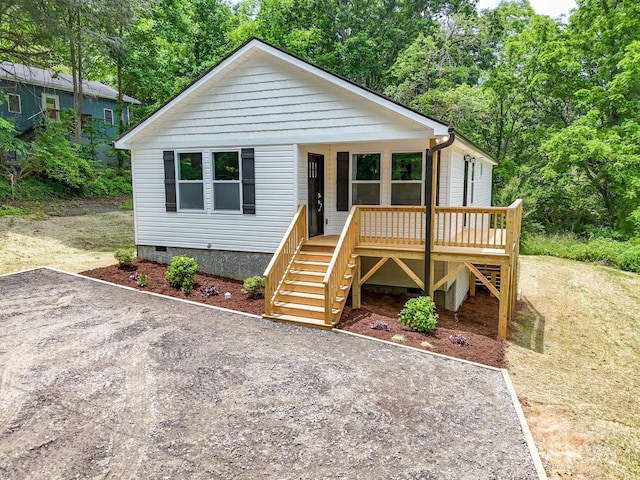 15 Border St, Black Mountain, NC 28711 - bungalow-style house featuring stairway and crawl space