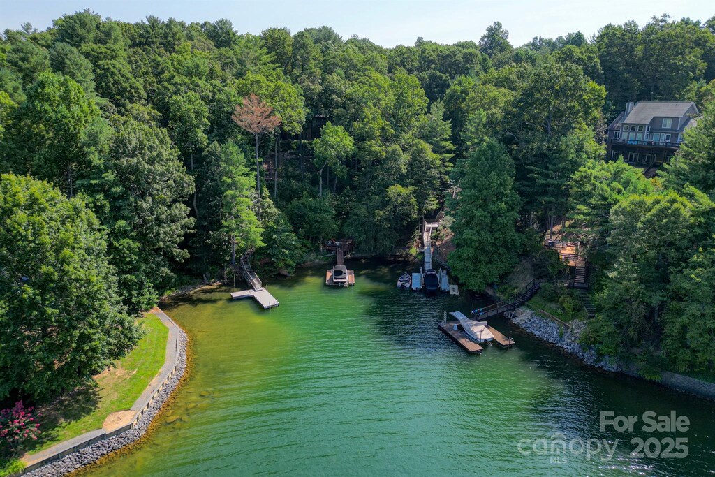 1600 Lillians Point Ct Unit 33, Morganton, NC 28655