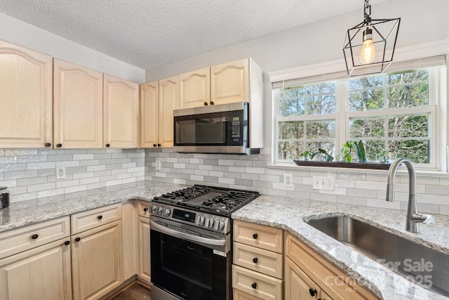 11615 Hidden Grove Trl, Charlotte, NC 28215 - photo 14