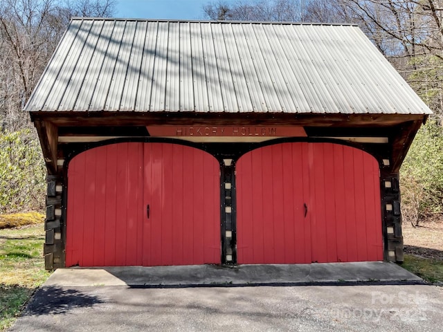 7810 Little Snowbird Rd, Robbinsville, NC 28771 - view of garage
