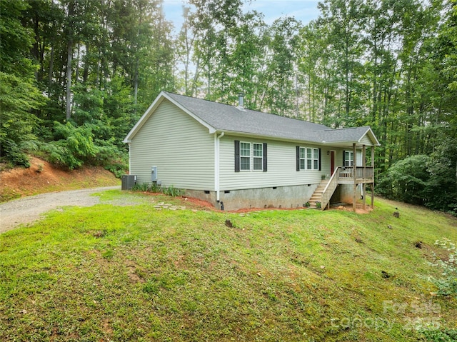 61 Evelyn Acres Dr, Asheville, NC 28806 - view of front facade featuring crawl space, stairs, a front yard, and roof with shingles