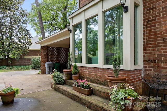 5510 Sardis Rd, Charlotte, NC 28270 - view of patio / terrace