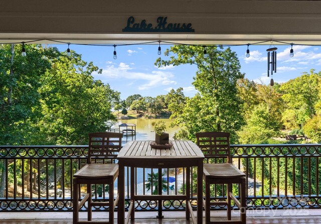 18420 Rosapenny Rd, Charlotte, NC 28278 - balcony with view of wooded area