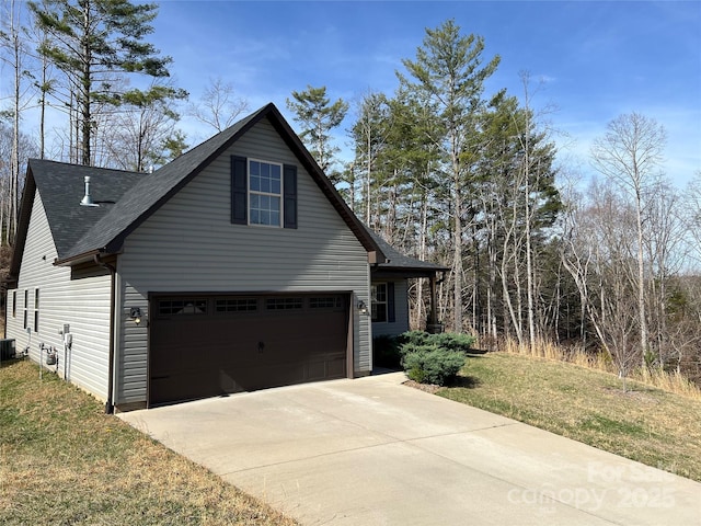 view of front of house with concrete driveway, a shingled roof, central air condition unit, and a front lawn