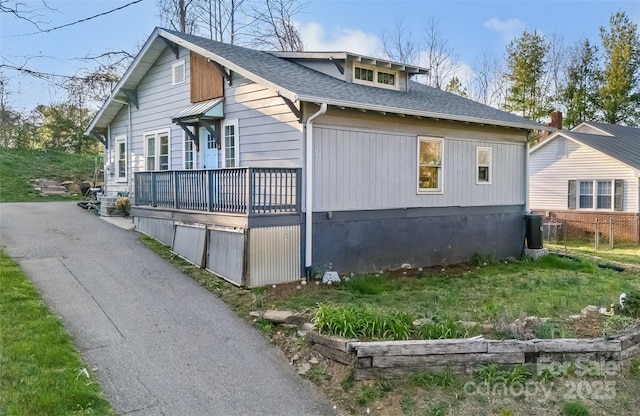 21 Hilldale Rd, Asheville, NC 28803 - view of side of home with driveway and a shingled roof