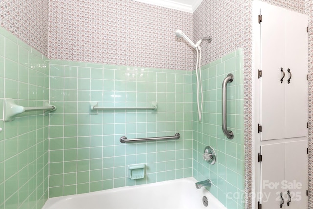 783 Carpenter Ave, Mooresville, NC 28115 - full bath with shower / tub combination, ornamental molding, and wallpapered walls