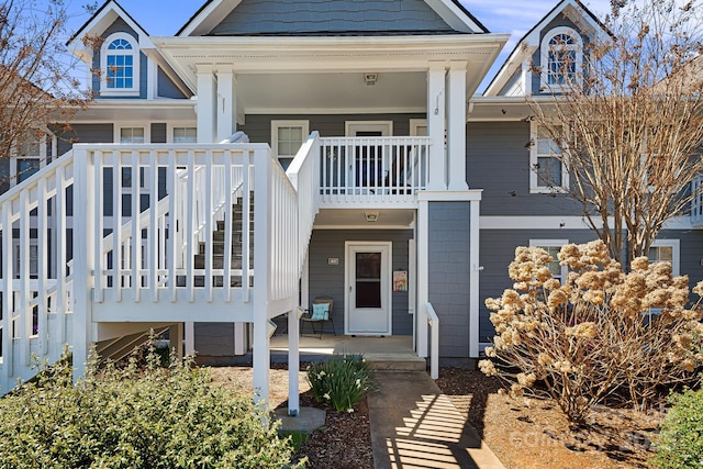 view of front of property with covered porch