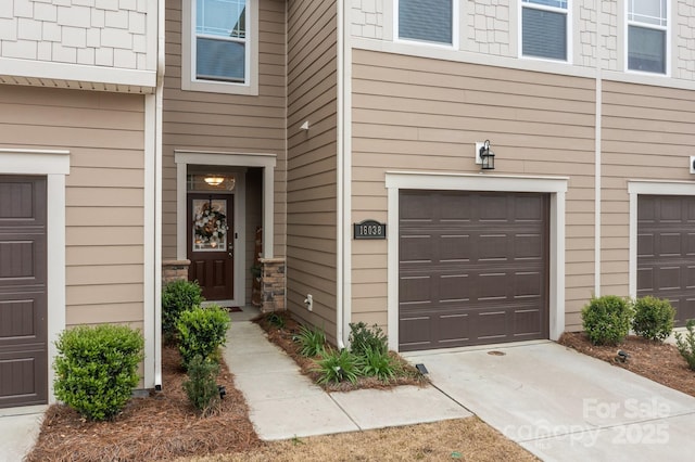 16038 Red Buckeye Ln, Huntersville, NC 28078 - photo 2