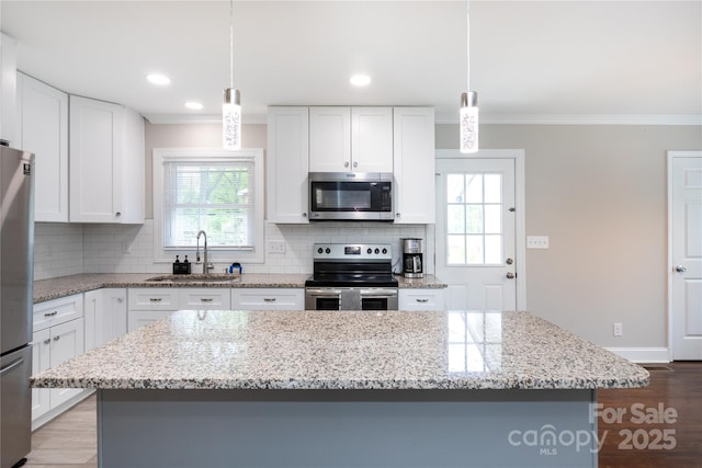 2408 Dora Dr, Charlotte, NC 28215 - photo 2
