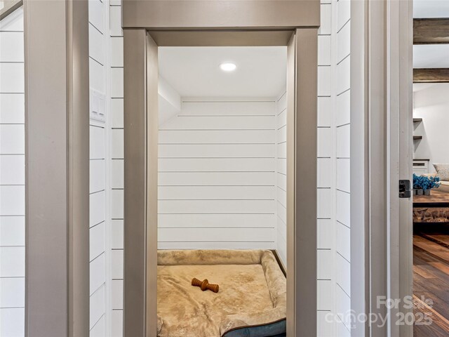 bathroom featuring ensuite bath, recessed lighting, and wood finished floors