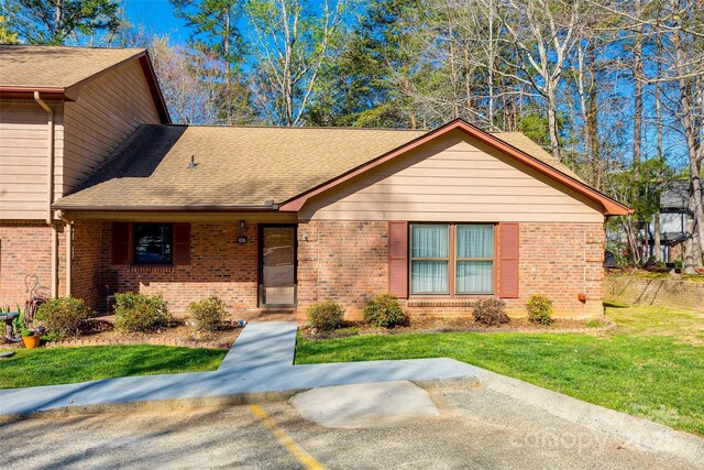 106 Jason Ct, Fort Mill, SC 29715 - photo 1