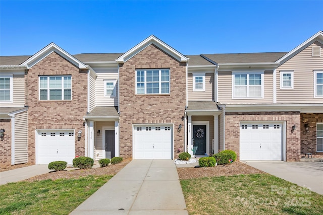 4528 Craigmoss Ln, Charlotte, NC 28278 - photo 1
