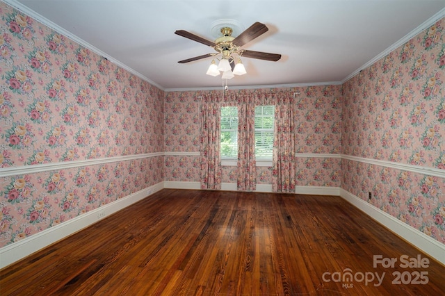 418 3rd St NE, Hickory, NC 28601 - empty room with hardwood / wood-style flooring, baseboards, and a ceiling fan