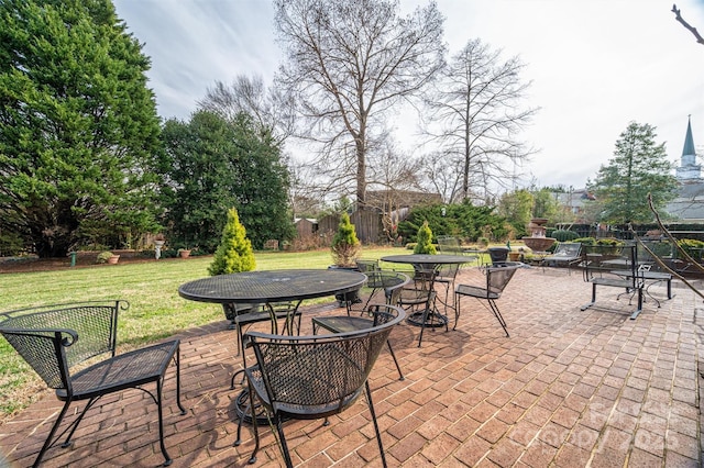418 3rd St NE, Hickory, NC 28601 - view of patio with outdoor dining space