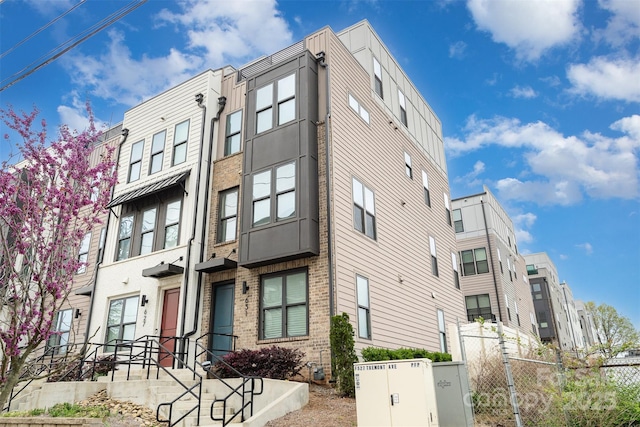631 W Tremont Ave, Charlotte, NC 28203 - photo 4
