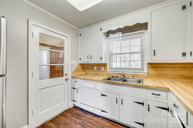 764 Emorywood Ln, Rock Hill, SC 29730 - kitchen featuring crown molding, white cabinets, dishwasher, a sink, and dark wood-style flooring